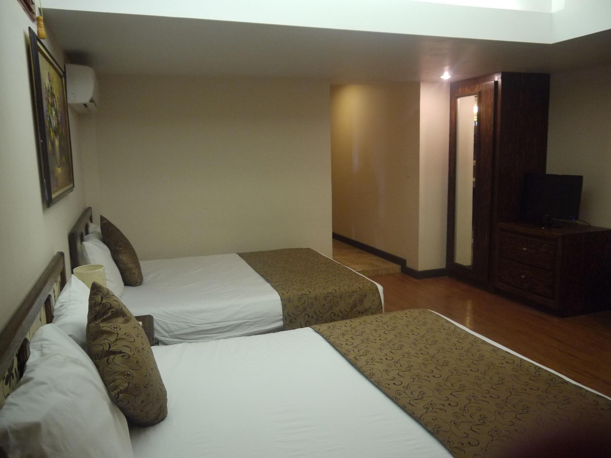 Holiday Saipan Hotel Экстерьер фото