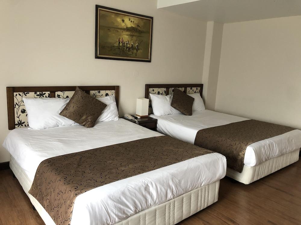 Holiday Saipan Hotel Экстерьер фото