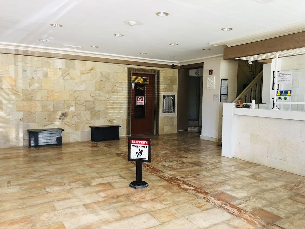 Holiday Saipan Hotel Экстерьер фото