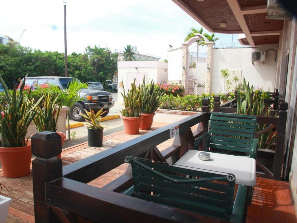 Holiday Saipan Hotel Экстерьер фото