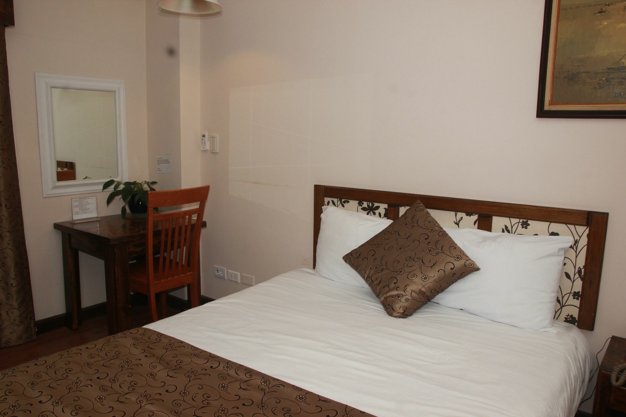 Holiday Saipan Hotel Экстерьер фото