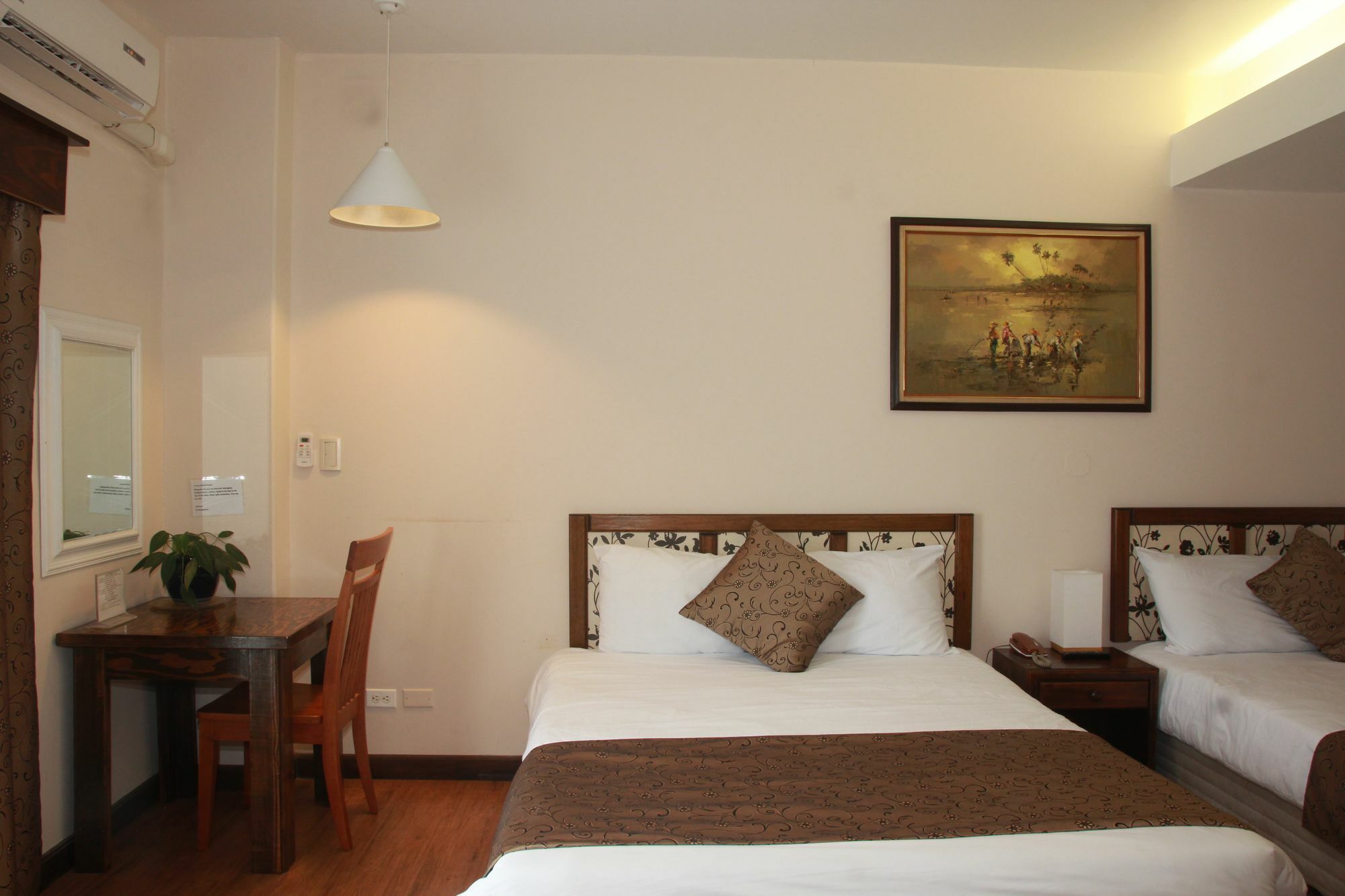 Holiday Saipan Hotel Экстерьер фото